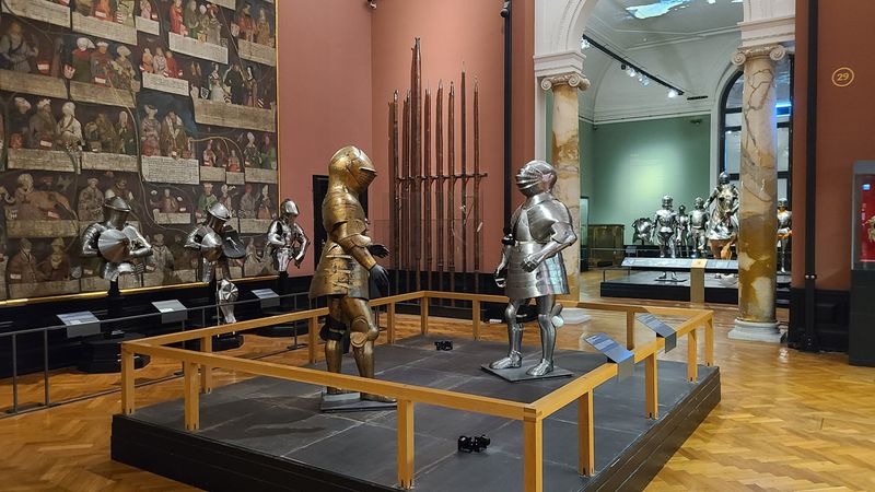 Imperial Armoury (Hofjagd- und Rüstkammer) in Weltmuseum Wien