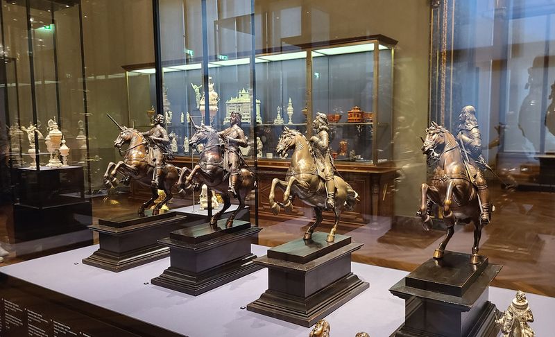 Kunstkammer-Art Chamber