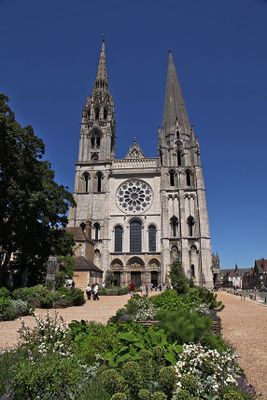 Cathedral in Chartres1