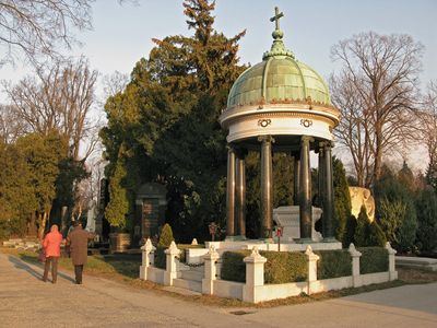 Chapel5