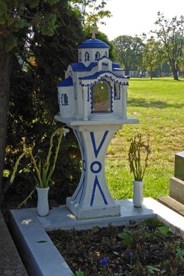 Cemetery5