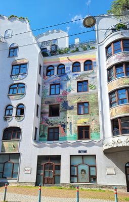 Arik Brauer-Haus4.jpg
