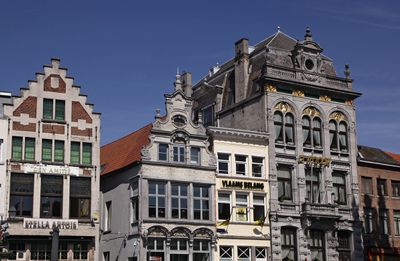 Main Place1