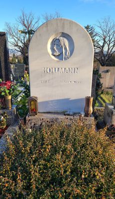 Cemetery Sievering2