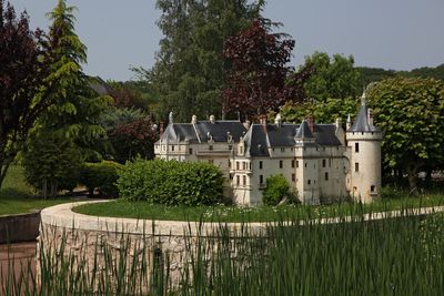 Mini Chateau4.jpg