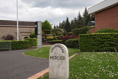 Champagne Mercier1