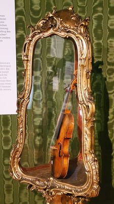 Amati-Violine1