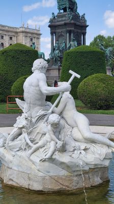 Maria Theresien-Platz5