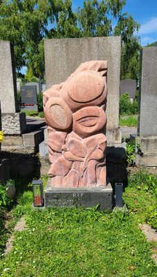 Cemetery Sievering31.jpg