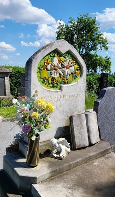 Cemetery Sievering5.jpg