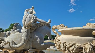 Neptunbrunnen2