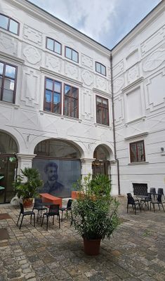 Theater-Museum,Innercourt