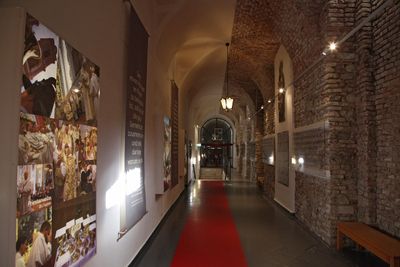 Abbey Corridor1