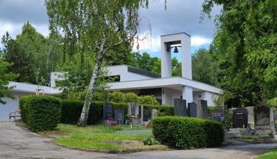  Cemetery Htteldorf in Vienna