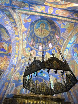 Inside the Royal chapel 