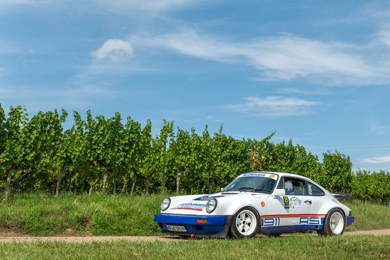 25 - SCHAAB Rainer (DEU) / MEERWEIN Frederic (DEU) - PORSCHE 911 de 1974