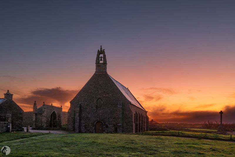 La chapelle Notre Dame de Grce de la pointe St-Mathieu
