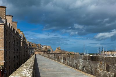 Balade sur les remparts de Saint-Malo