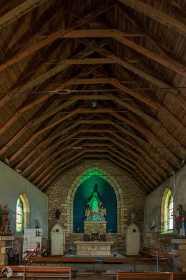 L'intérieur de la chapelle Notre Dame de Grâce de la pointe St-Mathieu