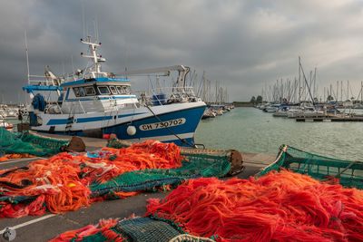 Le port de Saint-Vaast-la-Hougue