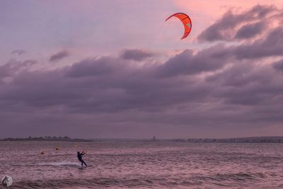 kitesurf