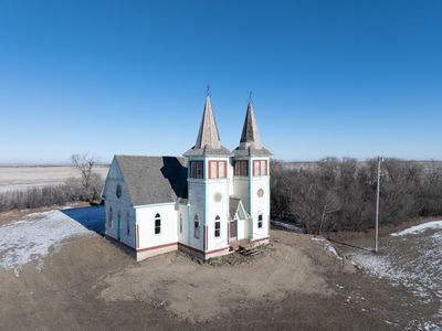Becklevar Church