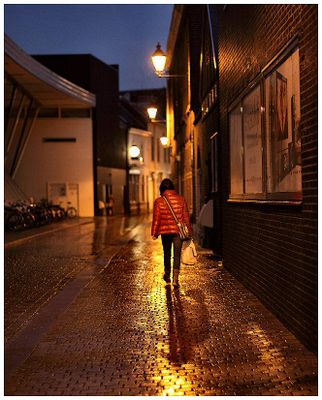 People in the city divers