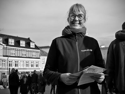 Smiling vote hunter