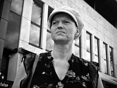 Hat lady 88