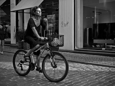 MTB on the old cobblestones