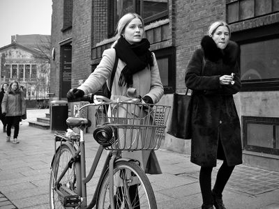 Bike pushing 89