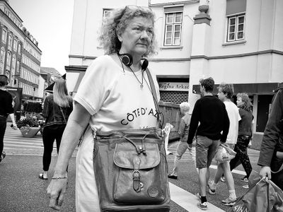 Senior on shopping