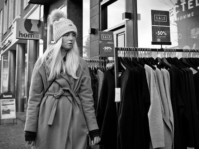 Hat girl 41