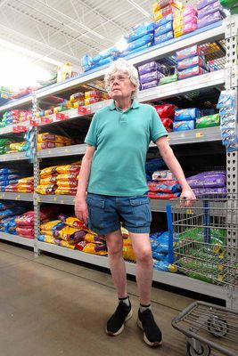 Shopping for cat food.            IMG_2961.jpg