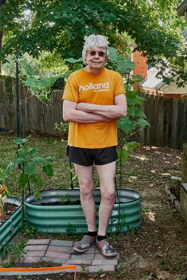 At Glo's garden.       IMG_3188.jpg