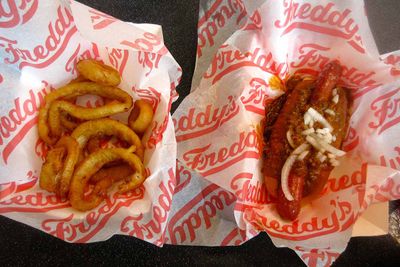 Chili dog and onion rings! (I ate the dog with a knife and fork this time.          IMG_4670.jpg
