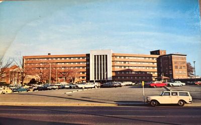 Former St. Joseph Hospital, now St. Francis