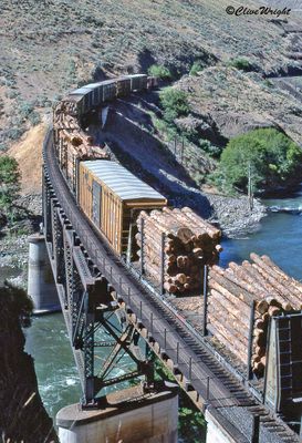 UP-Bend-Local_BridgeLogs800.jpg