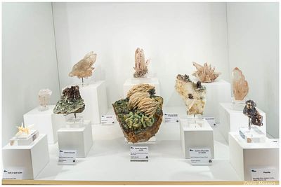 7912