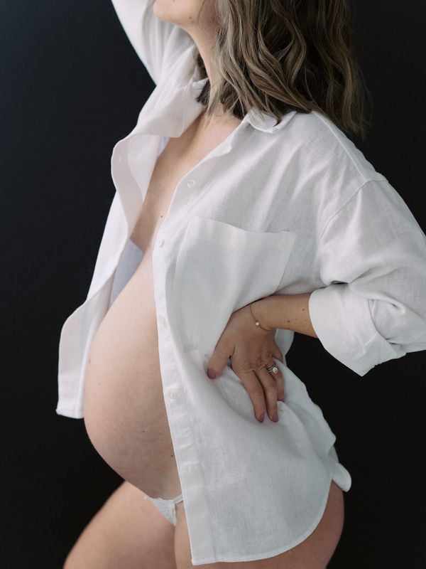 Maternity photo at a Seattle studio