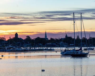 Ocotber 28 sunrise and boats going to dry dock A6a2699 edit X2-.jpg