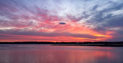 April 12 2023 weird sunrise A6a4338 topaz ai-.jpg