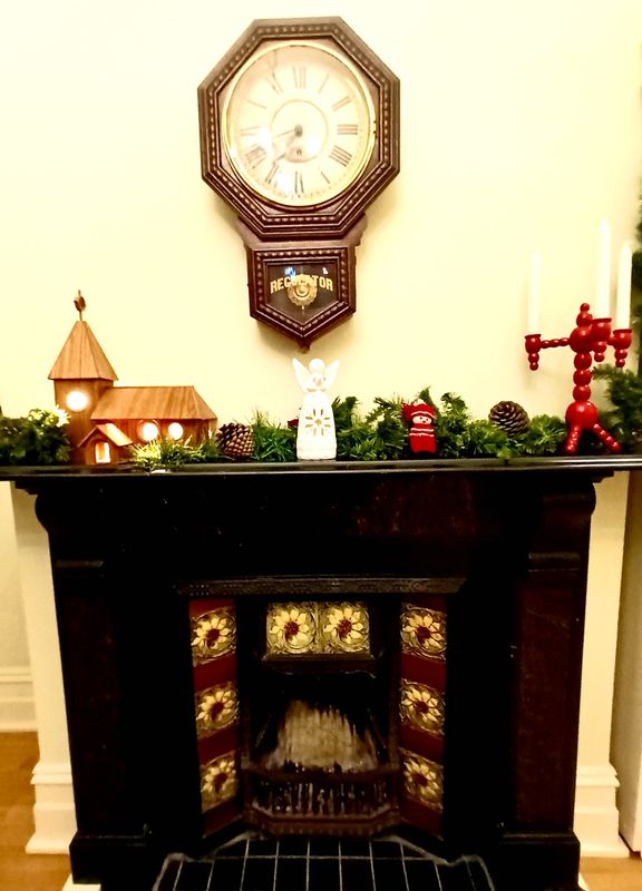 Decorated fire hearth