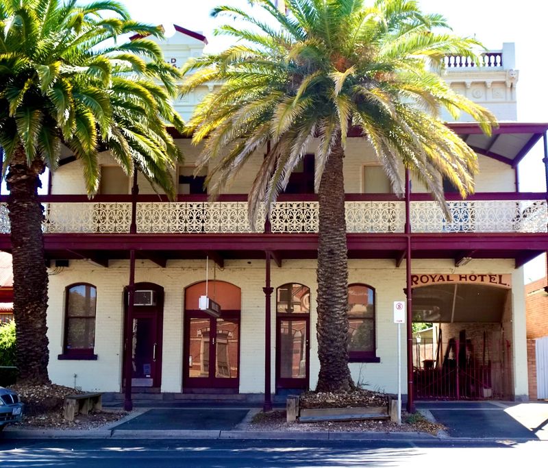 Dunolly 
