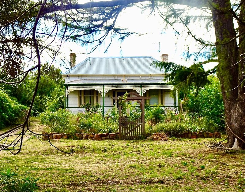 House in Guildford