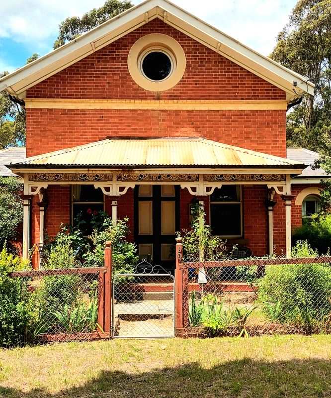 House in Newstead