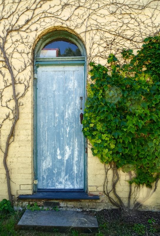 Door, Guildford