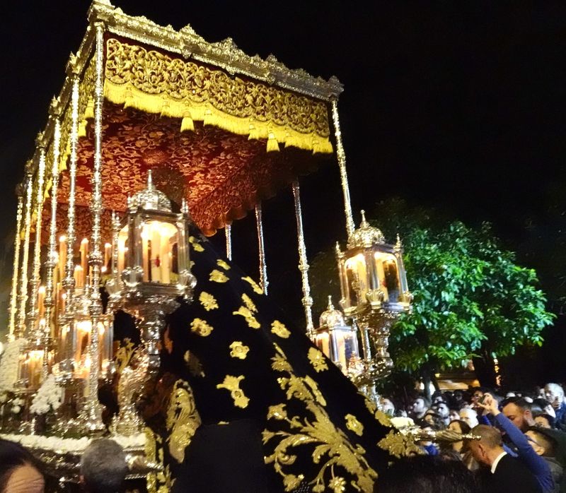 One huge pasos (float) in the procession