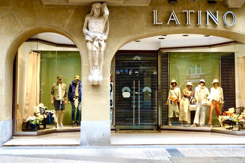 Shop, New Quarter