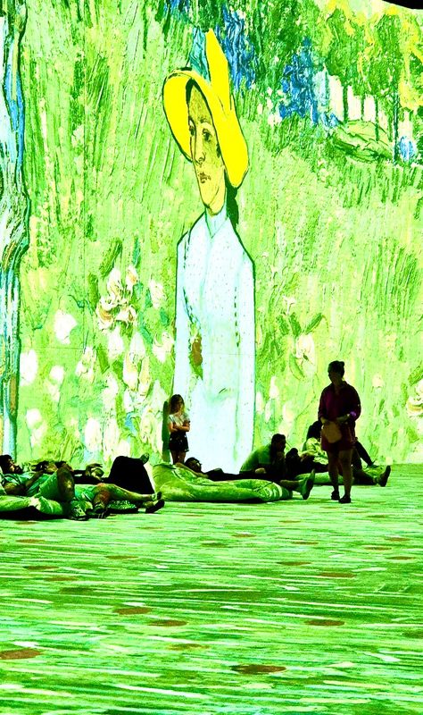 Experiencing Van Gogh